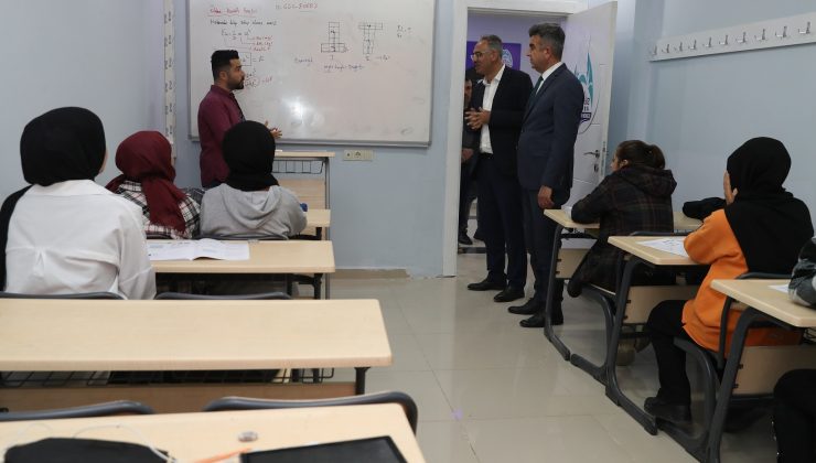 Başkan Kuş, Sınav Merkezleri Projesiyle Gençlerin Kalbini Kazandı