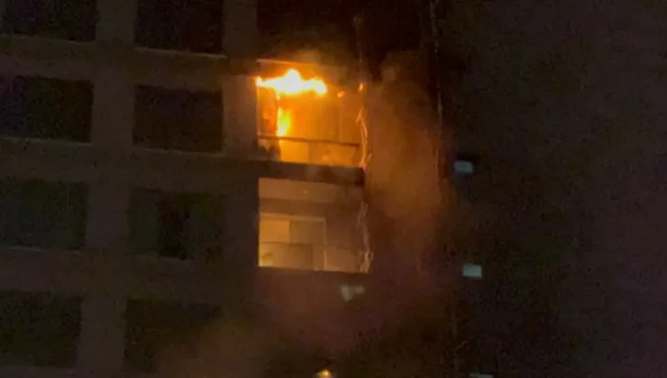 DİYARBAKIR’DA 13 KATLI PLAZADA KORKUTAN YANGIN: 5 KİŞİ DUMANDAN ETKİLENDİ