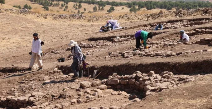 Göbeklitepe’de tarihi keşif! Toprağın altından yeni yapılar çıktı