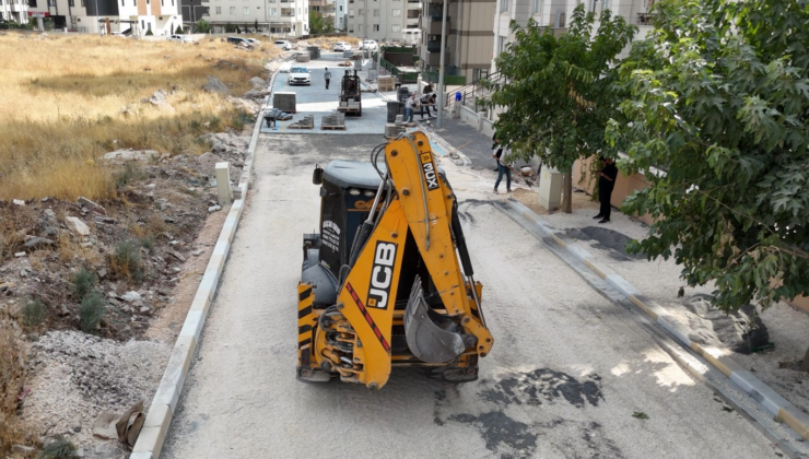 KARAKÖPRÜ’DE SOKAKLAR YENİLENİYOR, MAHALLELER MODERNLEŞİYOR