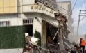 Şanlıurfa merkezli meydana gelen depremde Haliliye ilçesi Devteşti mahallesinde bir binanın kısmen yıkıldı.