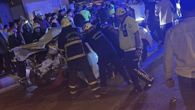 Şanlıurfa Abide Kavşağı’nda feci kaza: 3 yaralı