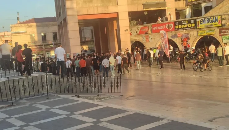 Ahmet Bahçıvan İş Hanı altında kavga: Sandalyeler havada uçuştu