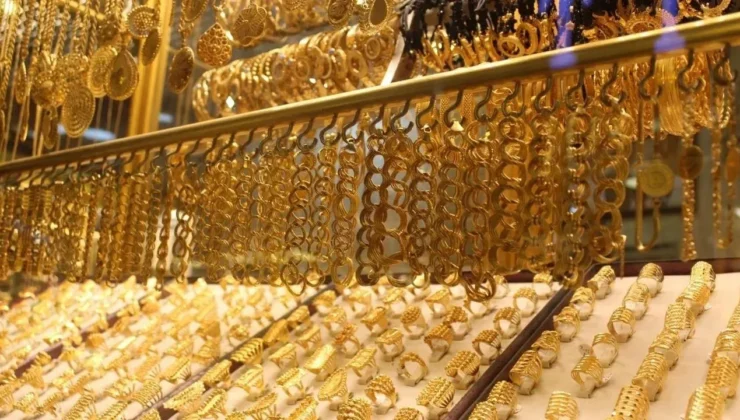 Altın piyasasında düşüş sürüyor! Gram altın 6 bin 400 TL sınırında